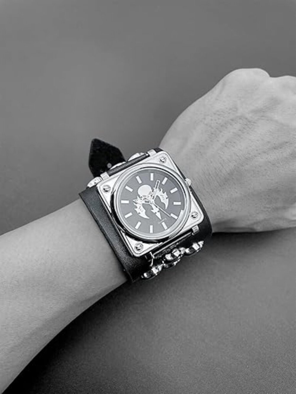 Punk Skull Quartz Men's Square Wrist Watch,Big Dial Skull Women's